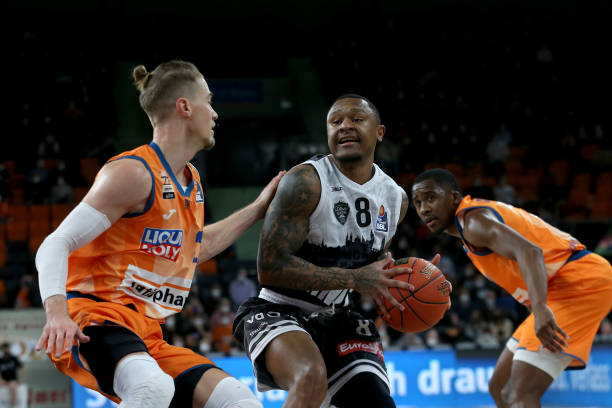 勒沃库森近 勒沃库森近